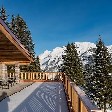 Skilodge Oberlech-2